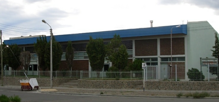Alumna de la 143 acusó abuso del profesor denunciado