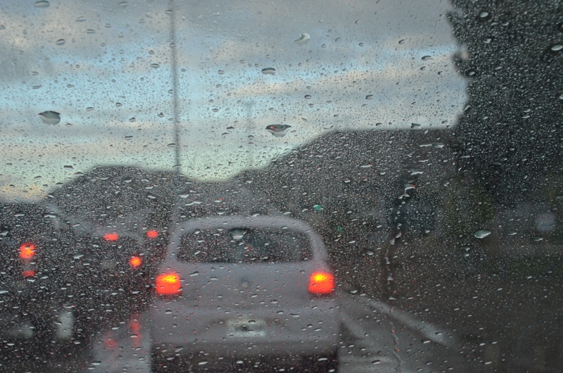 Nublado con lluvia comenzó el martes comodorense