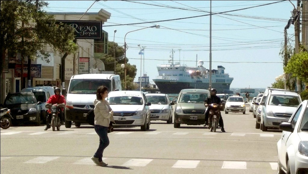 El crucero Nat Geo Explorer pasó por Madryn