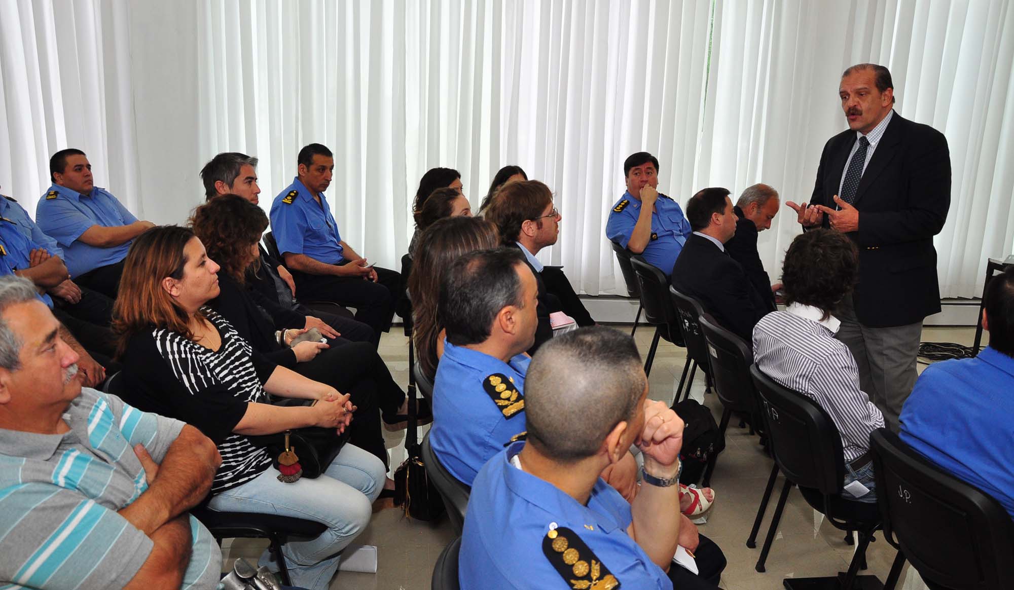 Martínez Conti busca fortalecer la prevención de delitos