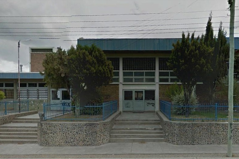 Separan de sus cargos al docente acusado de abusos