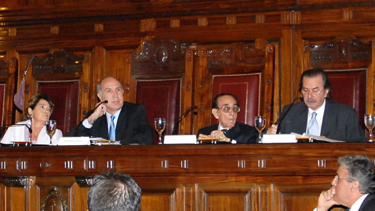 Se enciende disputa para cubrir la vacante que dejará Zaffaroni