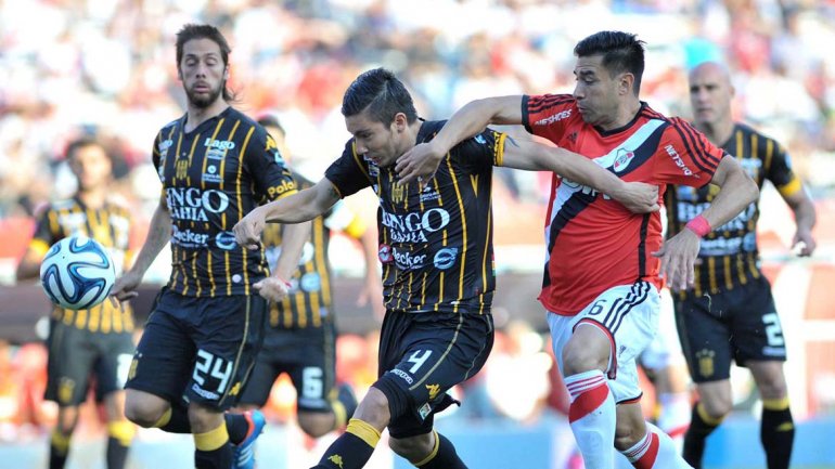 River igualó con Olimpo y puso en riesgo la punta
