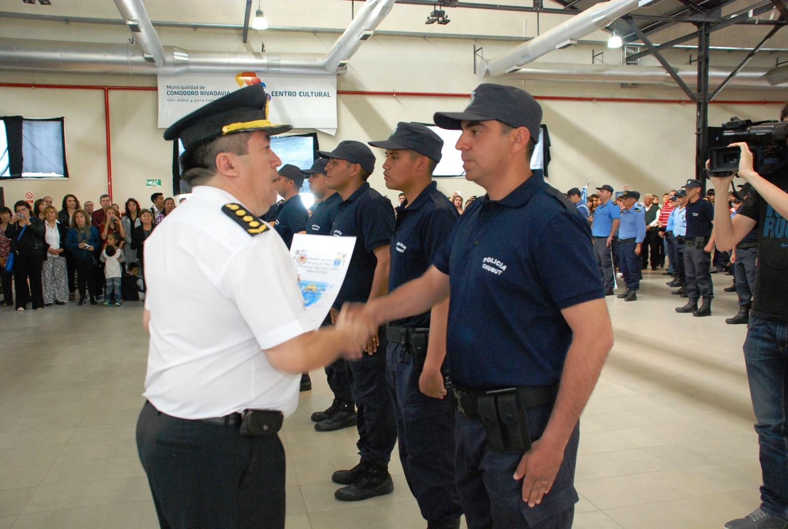 Incorporan a 86 nuevos agentes de policía