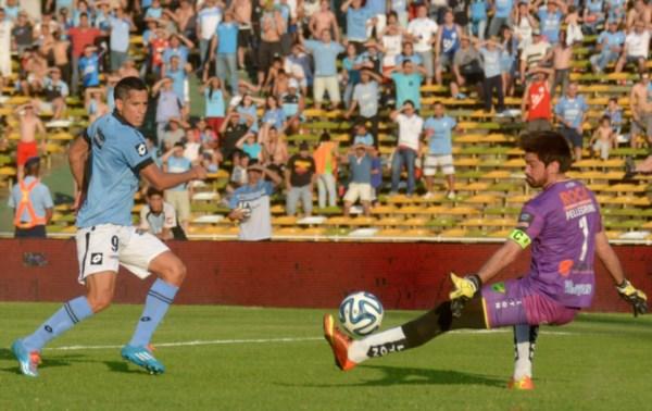 Belgrano goleó a Defensa y Justicia