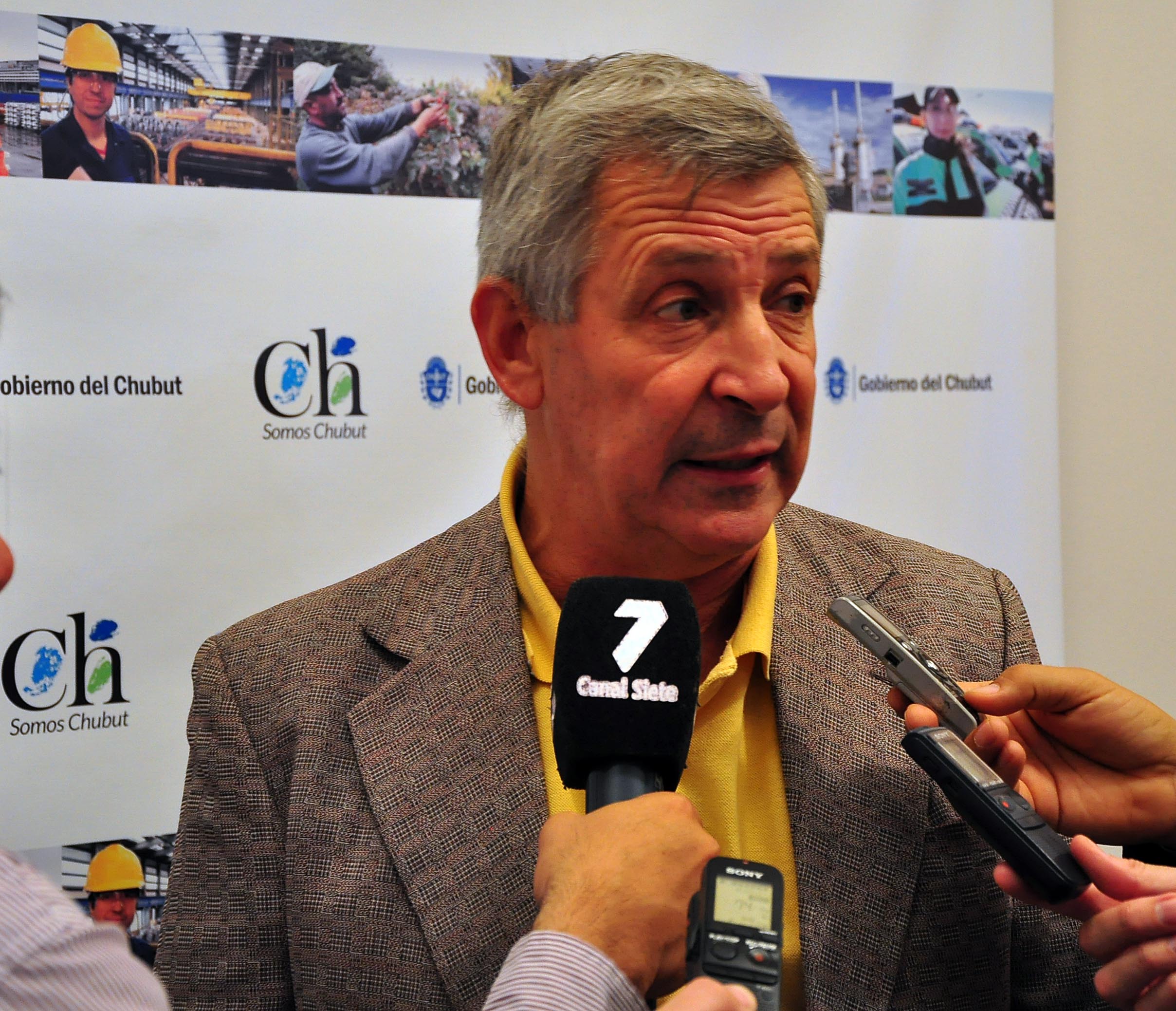 Más de $1.100 M de inversión vial para 2015 en Chubut