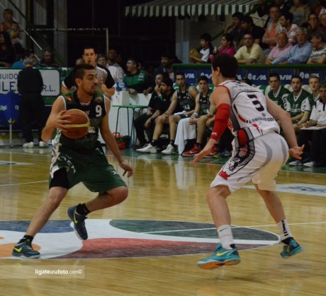 LNB: Festejo mens-sana ante el cervecero