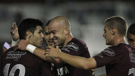 Lanús le ganó una verdadera final a Gimnasia