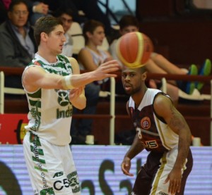 Lanús 72 - Gimnasia 60