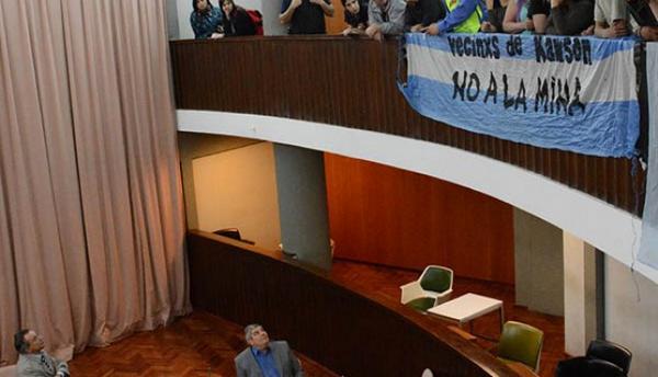 El interbloque podría proponer un proyecto alternativo