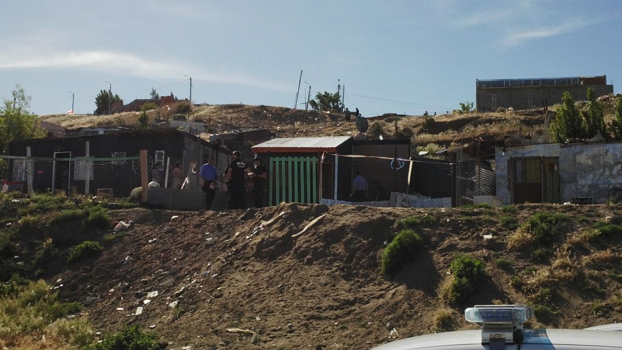 Asesinan a un joven de un disparo en la cabeza