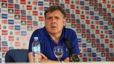 Martino: «Messi y Tevez van a jugar juntos»