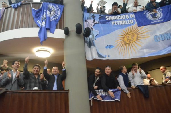 Gran operativo para tratar la “Iniciativa Popular”