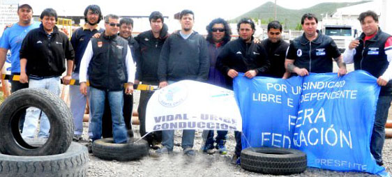 Petroleros levantan una medida de fuerza en Santa Cruz