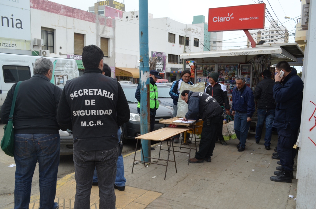 Intensos controles por la venta de pirotecnia