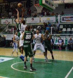Gimnasia 101 - Boca 76