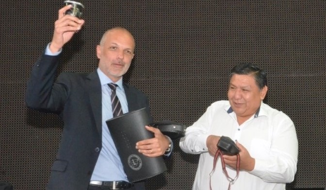 Fuerte apoyo de Ávila a la reelección de Buzzi