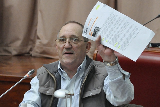 Radicales piden resguardar documentación del IAC