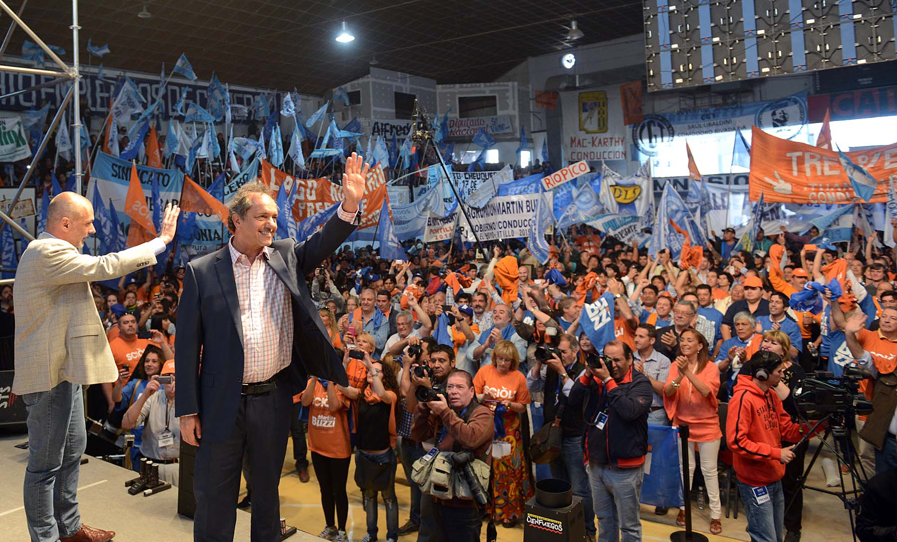 Scioli: “Con Buzzi tenemos desafíos conjuntos”