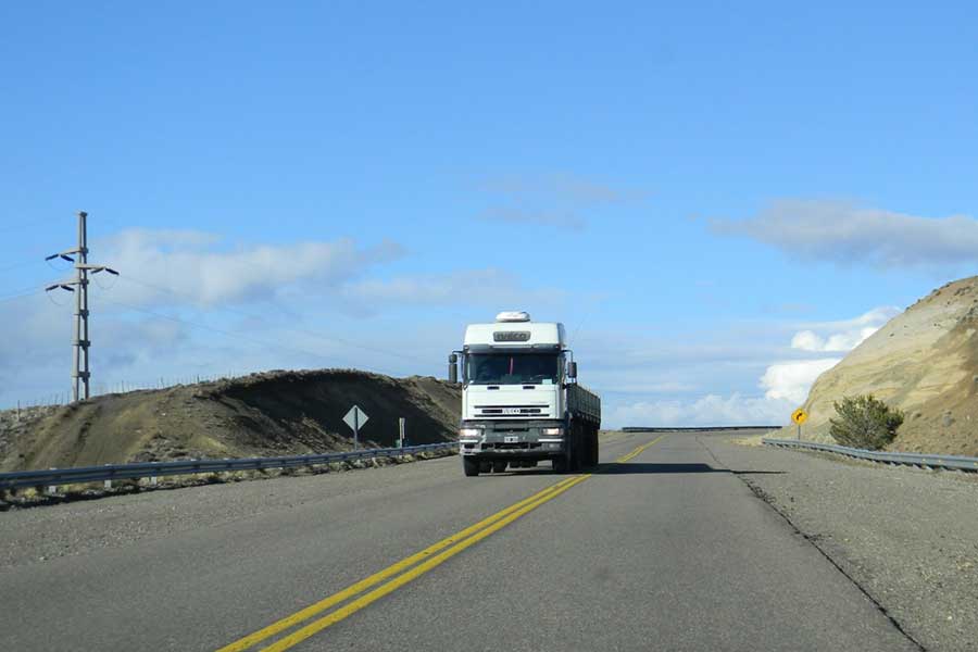 Restricción de circulación de camiones por fin de semana largo