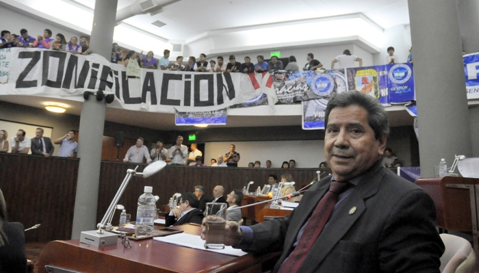 Denuncian al diputado Jara por amenazas de muerte