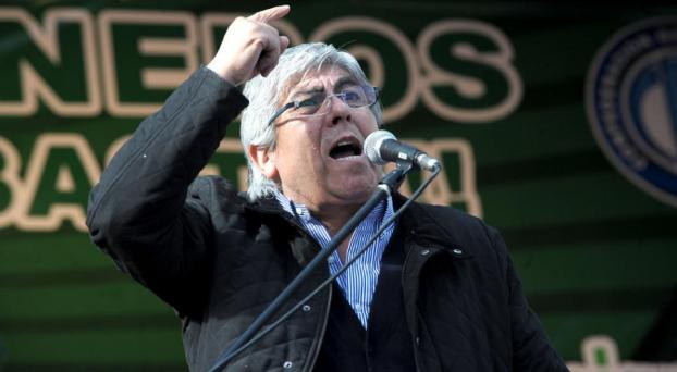 Camioneros presionan por el bono, con las fiestas de por medio