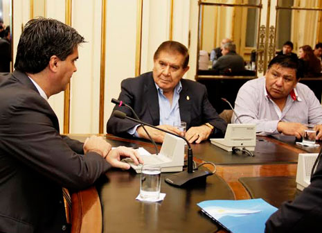 Cuarto intermedio en las negociaciones de petroleros