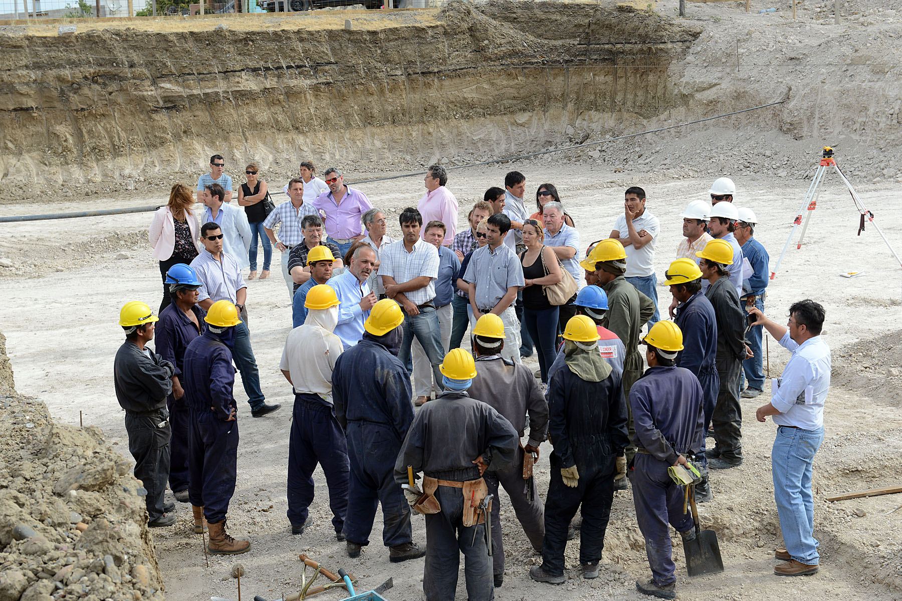 Buzzi supervisó la obra del Centro de Encuentro Norte