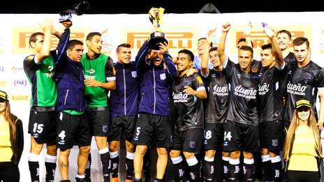 Racing sigue de festejo: Campeón del Verano