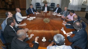Reunión petrolera 20012015