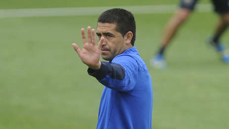 Riquelme anunció su retiro del fútbol