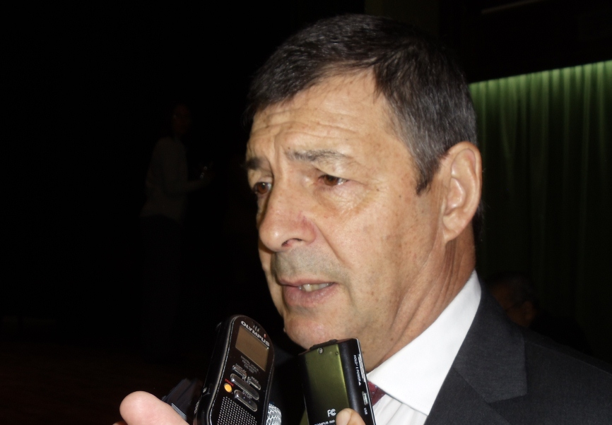 Garitano: “no negociamos la reelección de Buzzi”