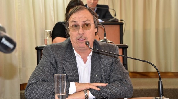 “Desalojan a necesitados y privilegian a empresarios”