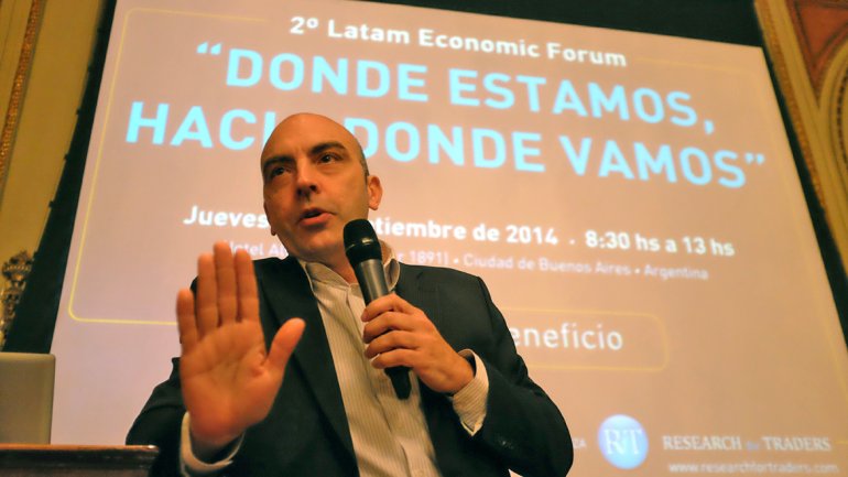 Murió en un accidente de tránsito el economista Tomás Bulat