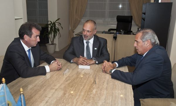 Buzzi encabeza una nueva reunión de la Ofephi