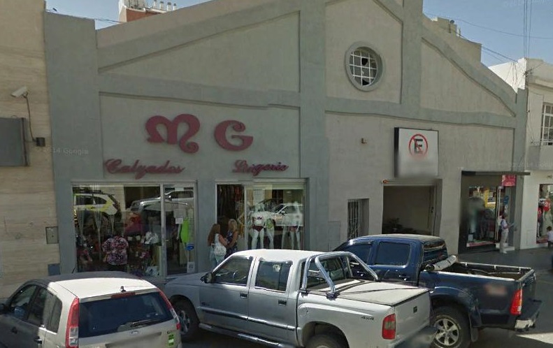 Maniataron a dos empleadas y robaron en un comercio