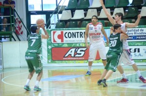 Gimnasia 77 - Quilmes 71 LDD (3)