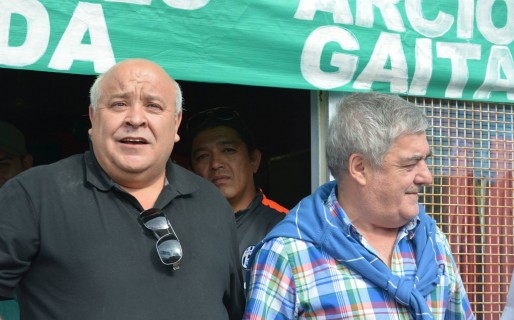Das Neves y Gaitán recorrieron los barrios