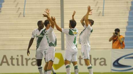 Banfield pasó por encima a Atlético Rafaela