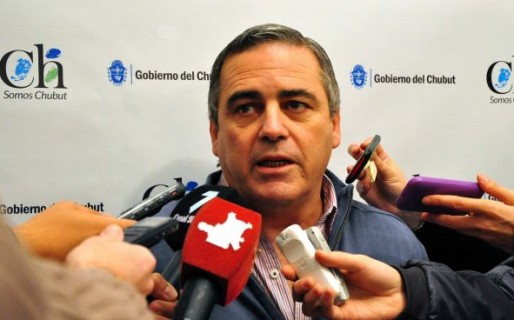 Touriñán: «Das Neves se ampara en los fueros»