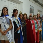 Visita reinas medios