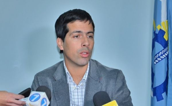 “Es decepcionante que Di Pierro aliente a Das Neves”