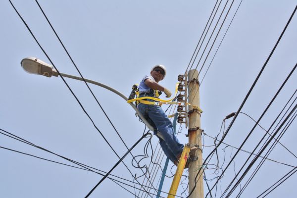Se mantendrá el congelamiento de la tarifa eléctrica
