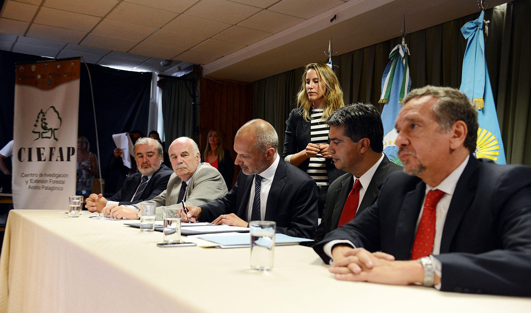 Buzzi y Capitanich relanzaron el CIEFAP