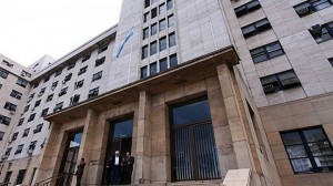 gobierno carga fiscal amia pollicita