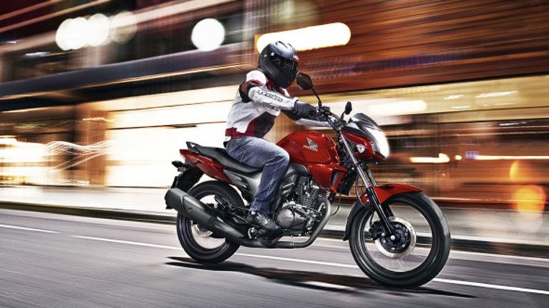 La venta de motos se redujo a la mitad