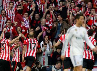 Cayó el Real y mañana el Barça puede quitarle la punta
