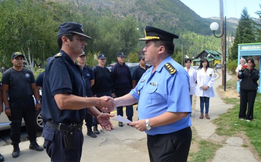Reconocen a policías por su trabajo en la cordillera