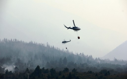 “El incendio del cordón Cholila está contenido en todo su perímetro”