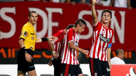 Estudiantes consiguió una victoria clave ante Libertad